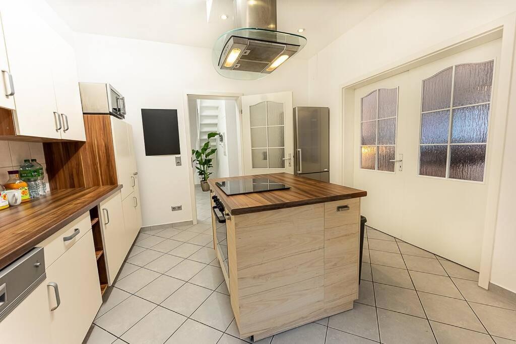 Appartamento Loft Mit Billard-Tisch Und Ps4 Wuppertal Esterno foto
